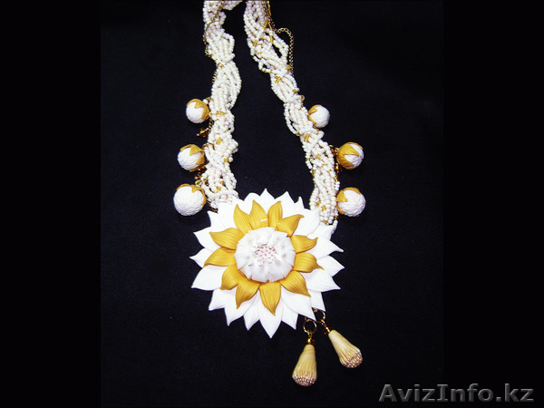 "марципановый георгин" колье - Изображение #1, Объявление #214880