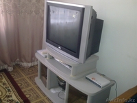 Срочно продам телевизор LG с подставкой - Изображение #2, Объявление #690545