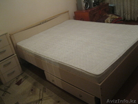 Продам спальный гарнитур или тахту с двумя тумбами - Изображение #1, Объявление #723473