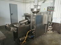 Продам Б/У  плавитель -  чеддеризатор "Donido" оригинал 2-х шнековый.  - Изображение #3, Объявление #1751984