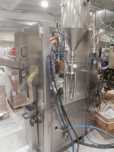 Продам Б/У машину для наполнения туб AXOMATIC OPTIMA 700.