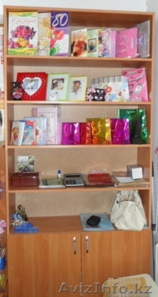 Продам срочно  витрины  - Изображение #1, Объявление #327490