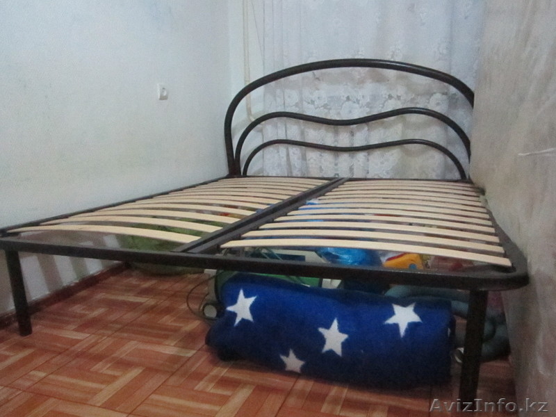 Продам двуспальную кровать,железный каркас (матрац новый в упаковке) 35000т - Изображение #3, Объявление #570232