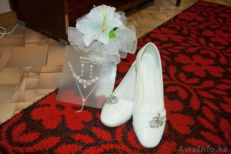 платье,туфли свадебное - Изображение #1, Объявление #855057