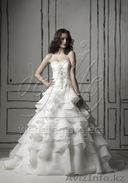 Срочно продам Дизайнерское свадебное платье г.Уральск - Изображение #3, Объявление #917511