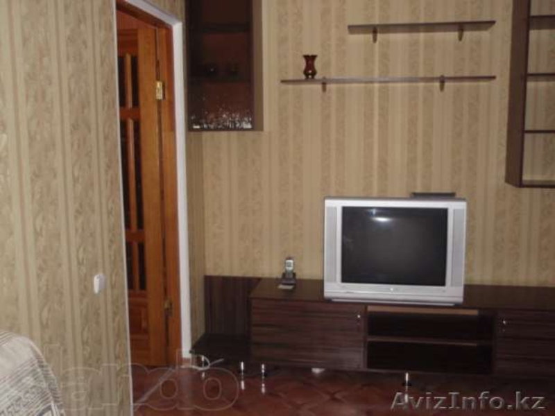 посуточно и по часам 2 комнаты квартиры - Изображение #1, Объявление #952169