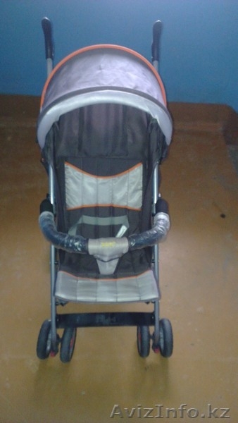 Продам детскую прогулочную коляску  - Изображение #3, Объявление #1057763