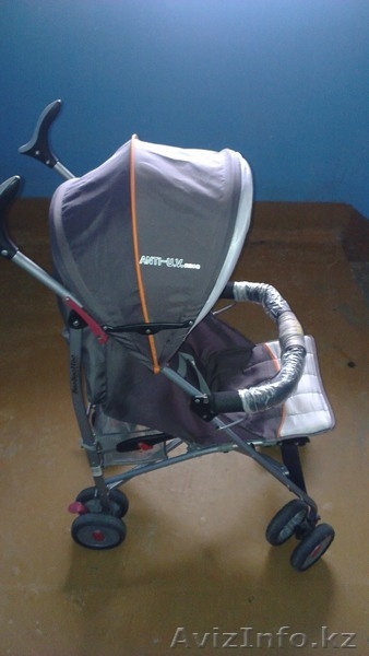 Продам детскую прогулочную коляску  - Изображение #4, Объявление #1057763