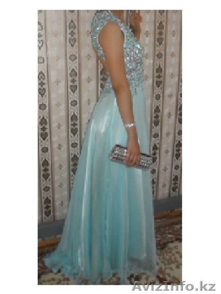 СРОЧНО ПРОДАЮ ПЛАТЬЕ С ТОРГОМ - Изображение #2, Объявление #1272327