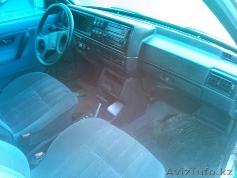 Volkswagen Golf 1989 года за ~ 727 $ - Изображение #2, Объявление #1365952